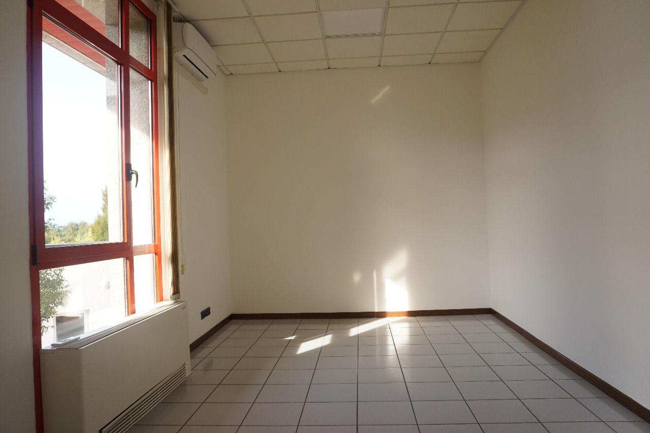 Negozio/Ufficio  in affitto a Quarto d'Altino