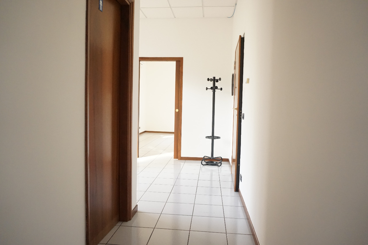 Negozio/Ufficio  in affitto a Quarto d'Altino