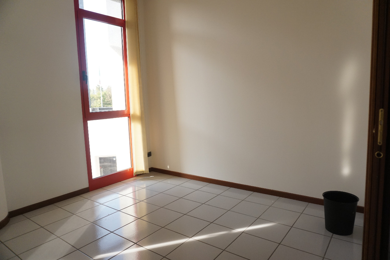 Negozio/Ufficio  in affitto a Quarto d'Altino