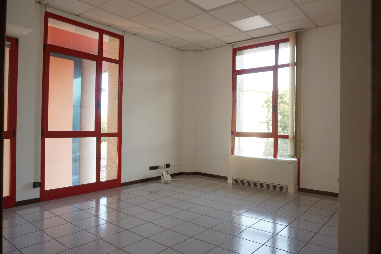 Negozio/Ufficio  in affitto a Quarto d'Altino