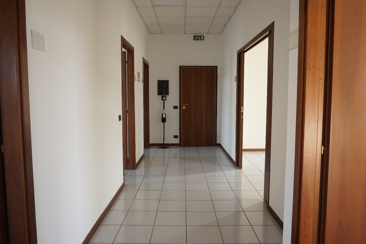 Negozio/Ufficio  in affitto a Quarto d'Altino