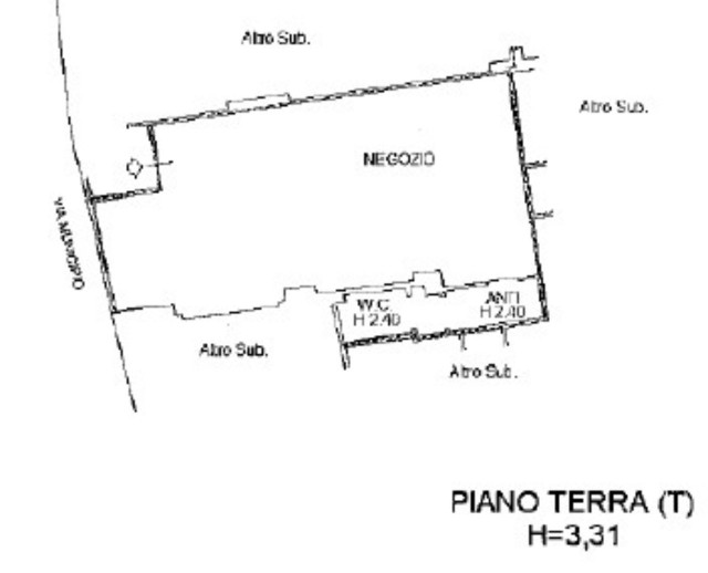 Negozio/Ufficio  in Affitto a 11