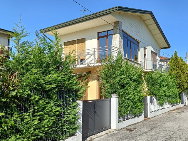 Casa Singola in Vendita a Mestre