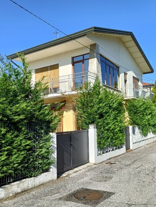 Casa Singola in Vendita a Mestre