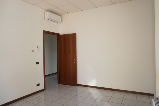 Negozio/Ufficio  in Affitto a Quarto d'Altino