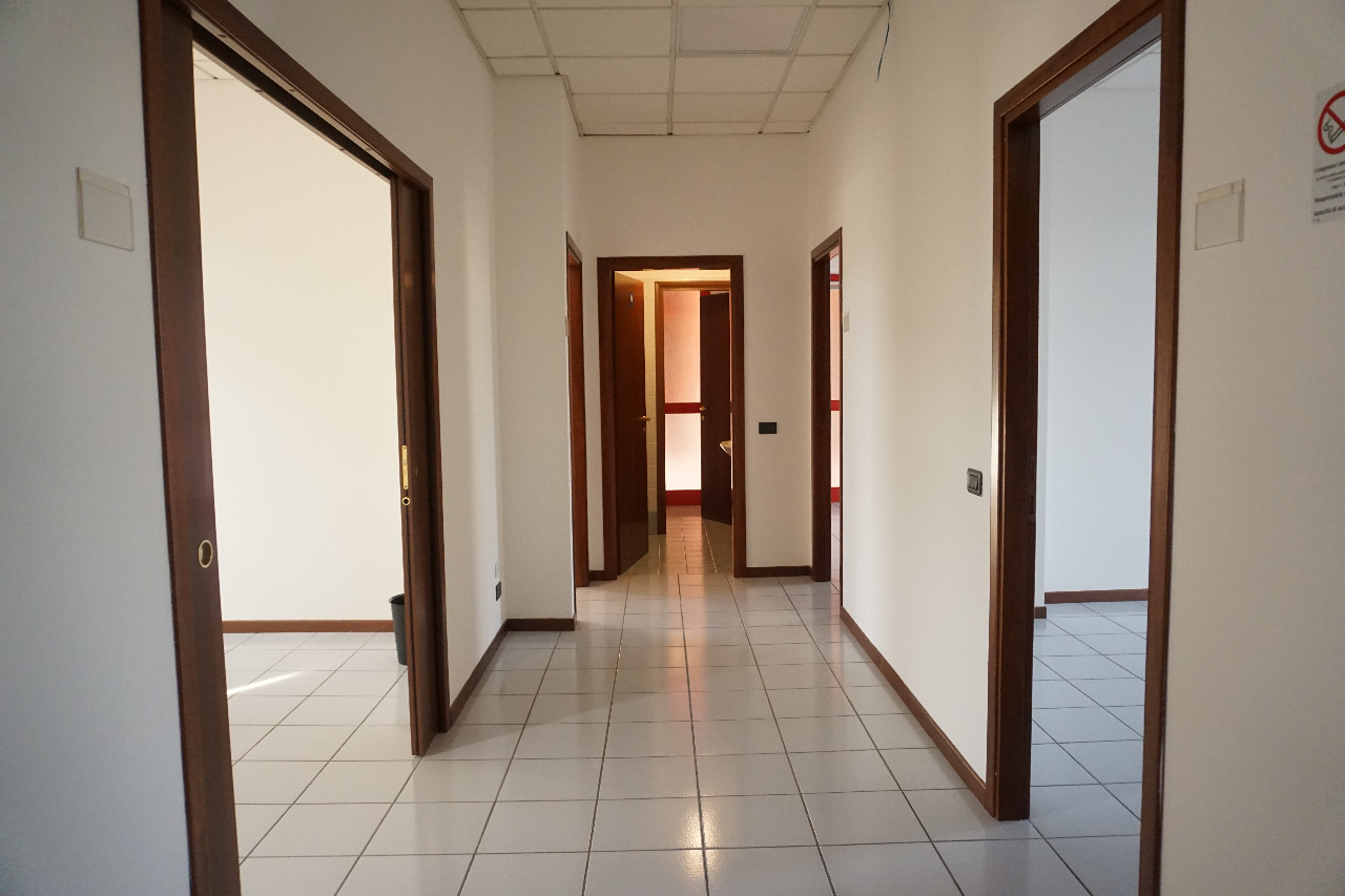 Negozio/Ufficio  in affitto a Quarto d'Altino