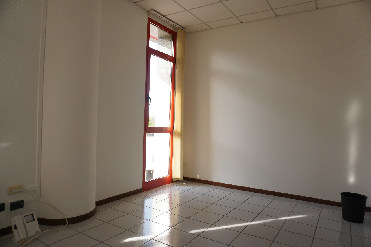 Negozio/Ufficio  in affitto a Quarto d'Altino