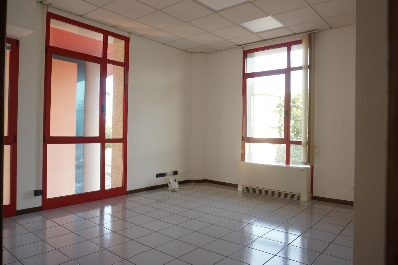 Negozio/Ufficio  in affitto a Quarto d'Altino
