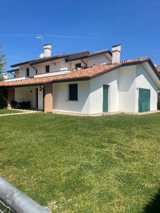 Casa Bifamiliare/Schiera in Affitto a Quarto d'Altino